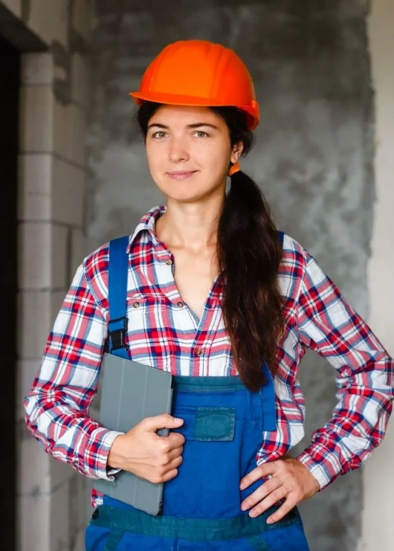 construction engineer woman in uniform and protect 2026 01 06 10 37 35 utc.jpeg